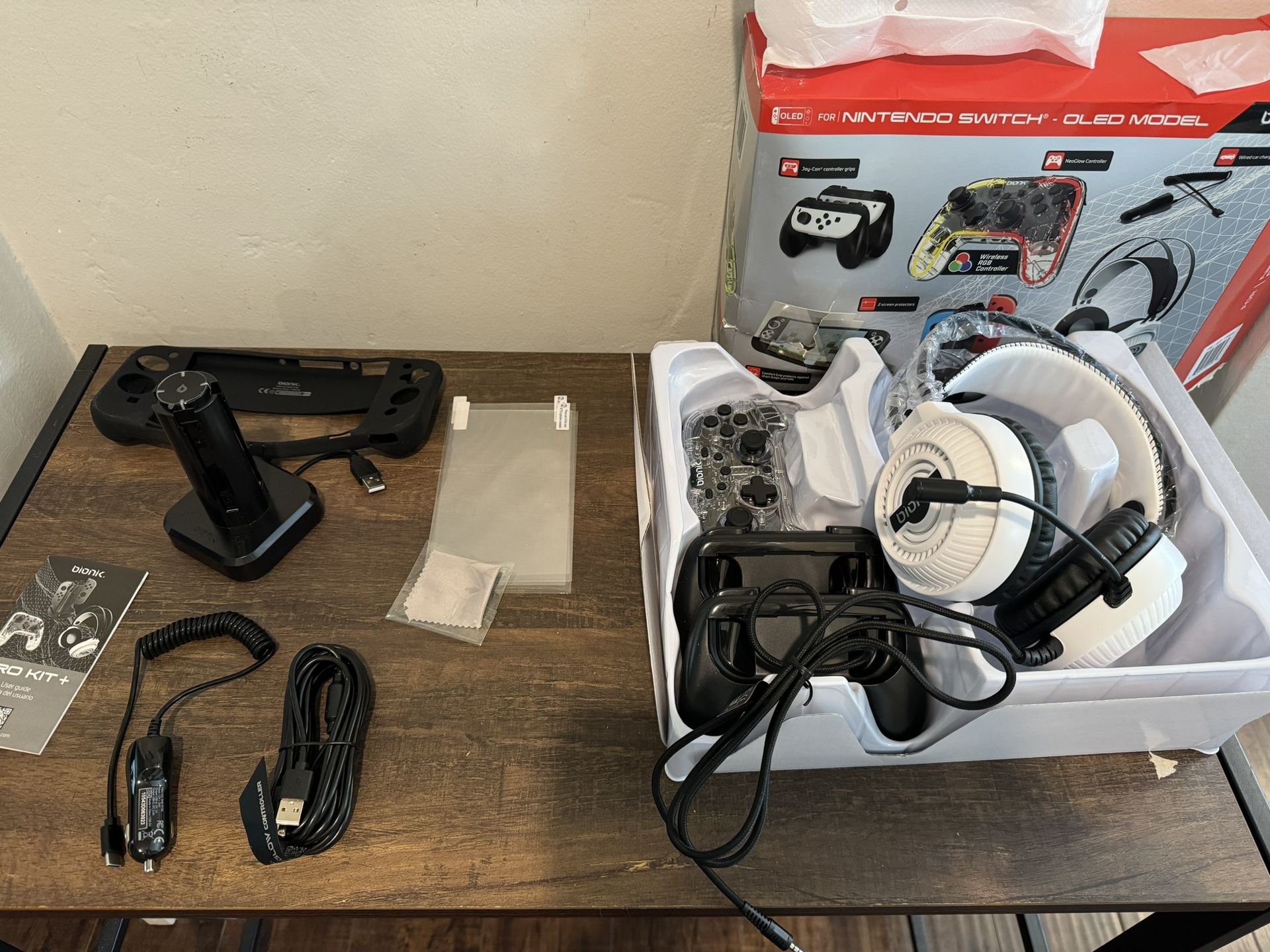 PRO KIT Gaming Bundle FOR Nintendo Switch Oled Model