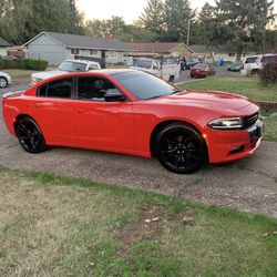 2016 Dodge Charger Sxt