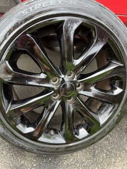 20 inch tires Black Rims  Land Rover / Range Rover Sport