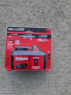 MILWAUKEE Batteries