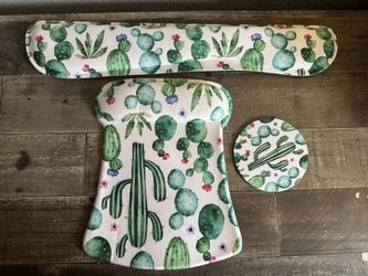 Cactus wrist support for computers 