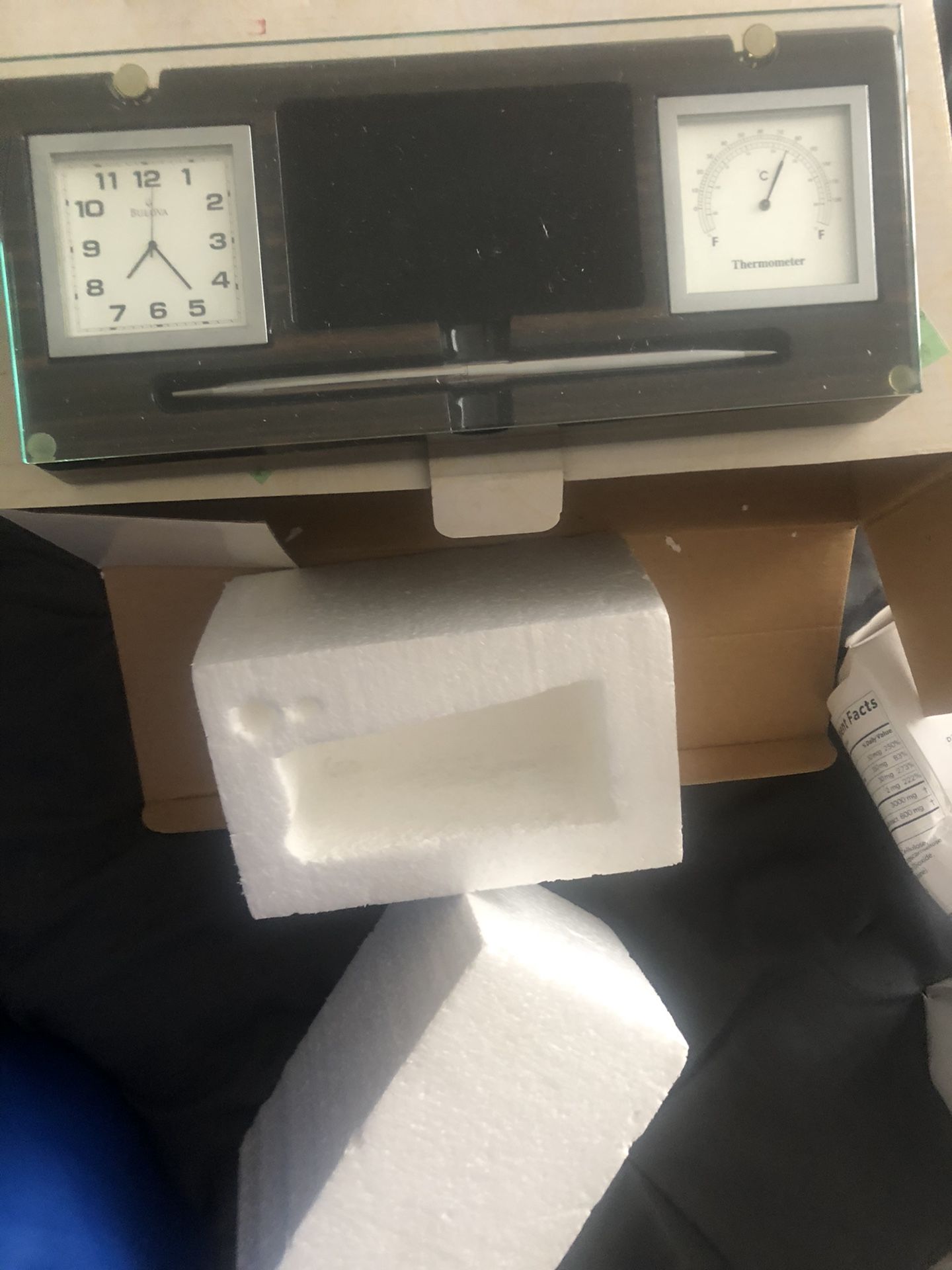 Desk business card holder