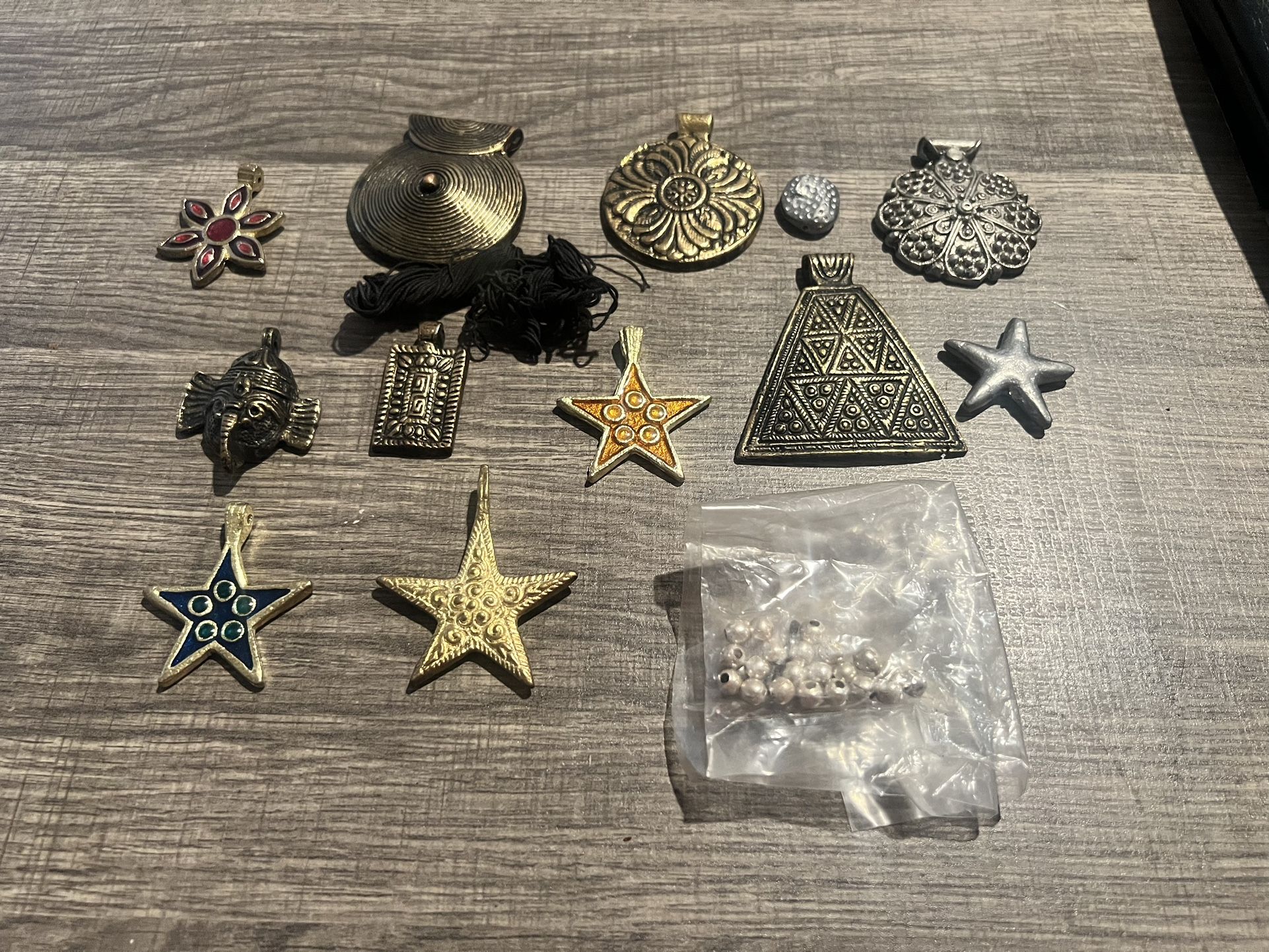 12 Necklace Pendants