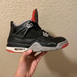 Jordan 4 Breds Size 6.5