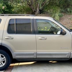 2002 Ford Explorer