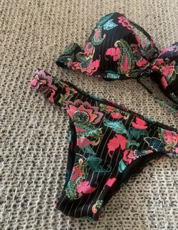 Bathing suit size medium bottoms and top 38B