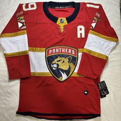 Florida Panther Men's Tkachuk  #19 Stitched Jersey Small 46