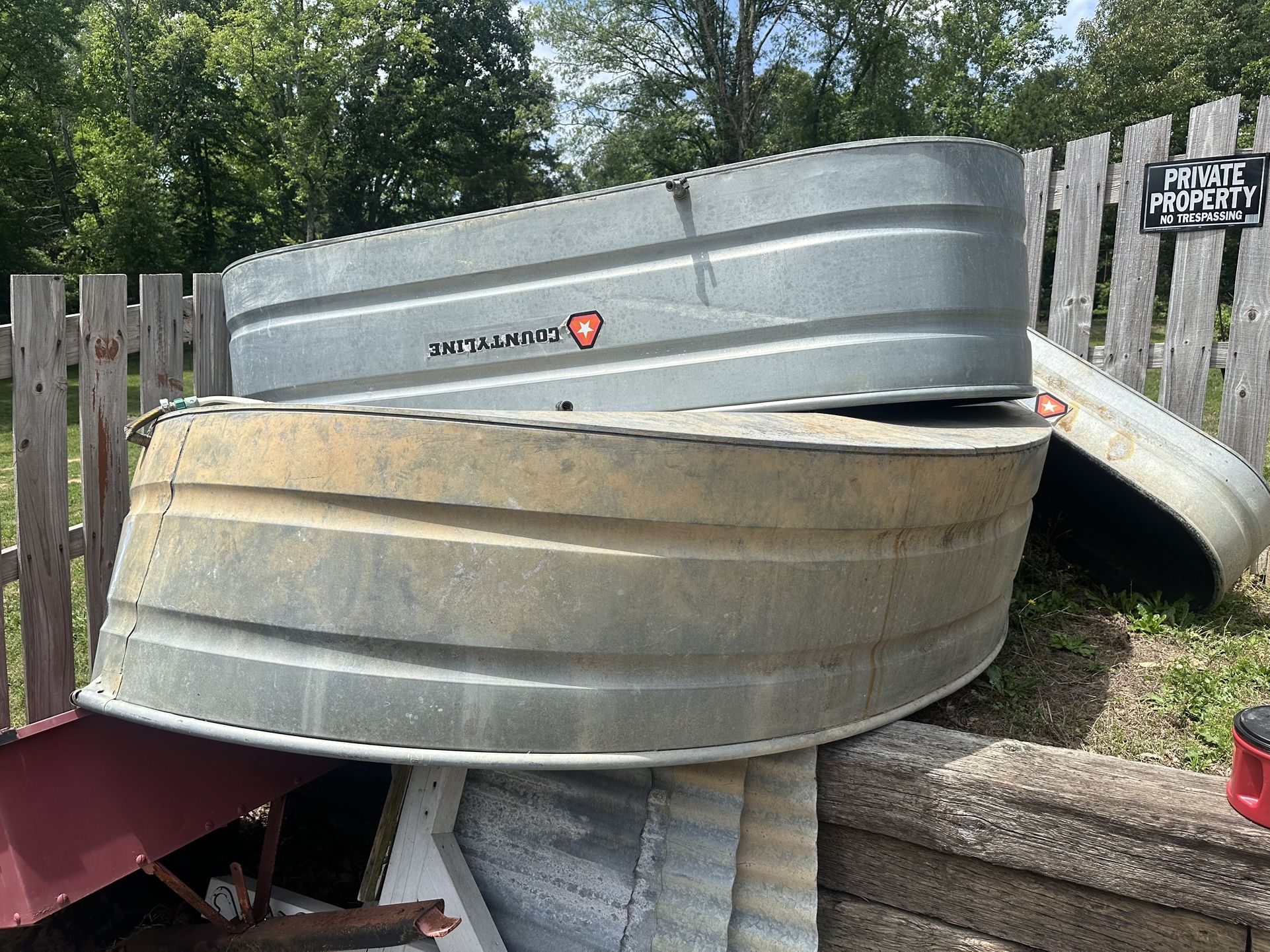 County line Stock Tank (700gal) Circle