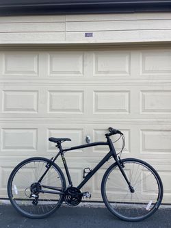 Raleigh Cadent 1 – Hybrid Fitness Bike – XL Frame – 700c Wheels – Shimano 21-Speed Bicycle