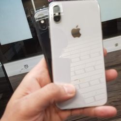 iphone X - PLUS unlock free warranty 