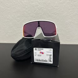 Oakley Sutro S