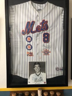 MLB Baseball Mets Gary Carter Jersey and Card signed