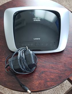 LINKSYS BY CISCO 4 Port Dual-Band Wireless-N Gigabit Router #WRT320N
