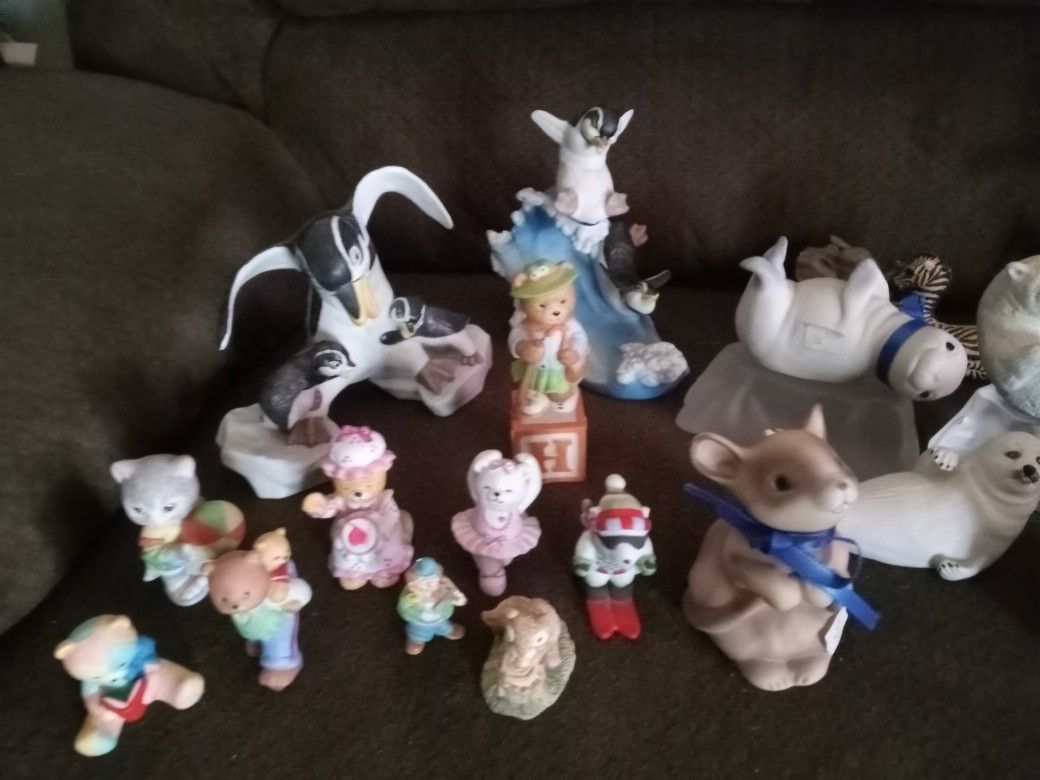 A Few Nicknacks. $10 For The Bigger ones $5 For The Small Ones