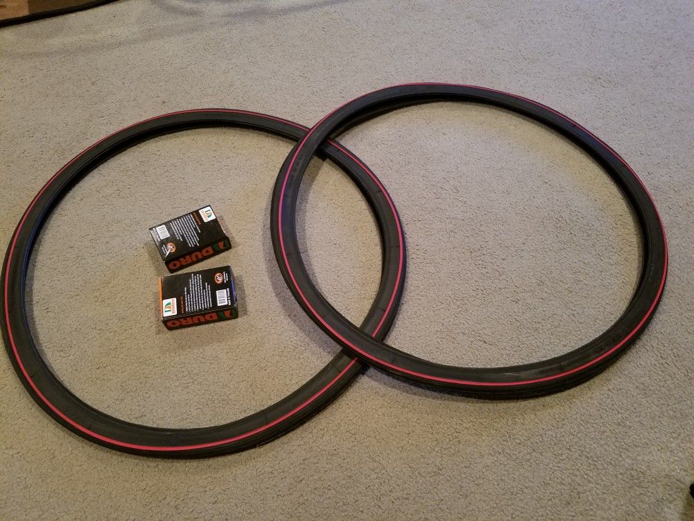 2 NEW DURO 26X1&3/8 (37-590) BICYCLE TIRES DOUBLE RED LINED WITH TUBES