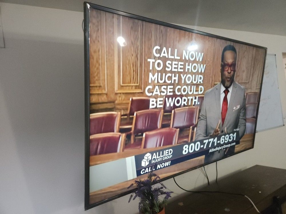 75' LG Smart T V