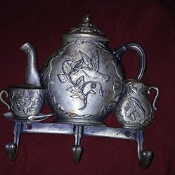 Hummingbird   Tea Set  Key Hooks 