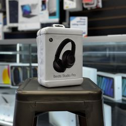 Beats Studio Pro 