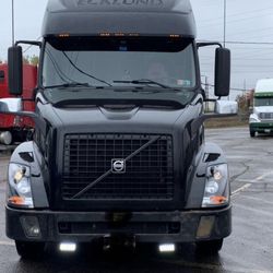 2007 Volvo VN 13k o.b.o.