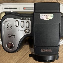 Kodak EasyShare DX6490 With Charging Dock & 1 Batterie