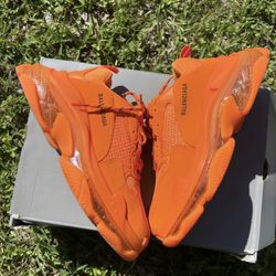 Balenciaga Triple S Size 9 Men