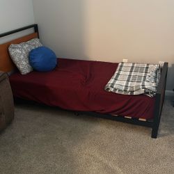 Twin Bed And Bedframe 