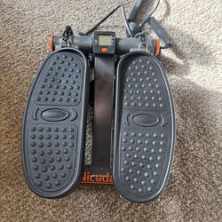 Mini Stepper w/ Resistance Bands & Digital Display – Like New