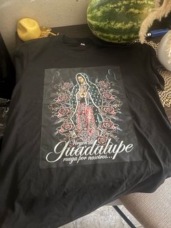 Virgen de Guadalupe Black Graphic T-Shirt