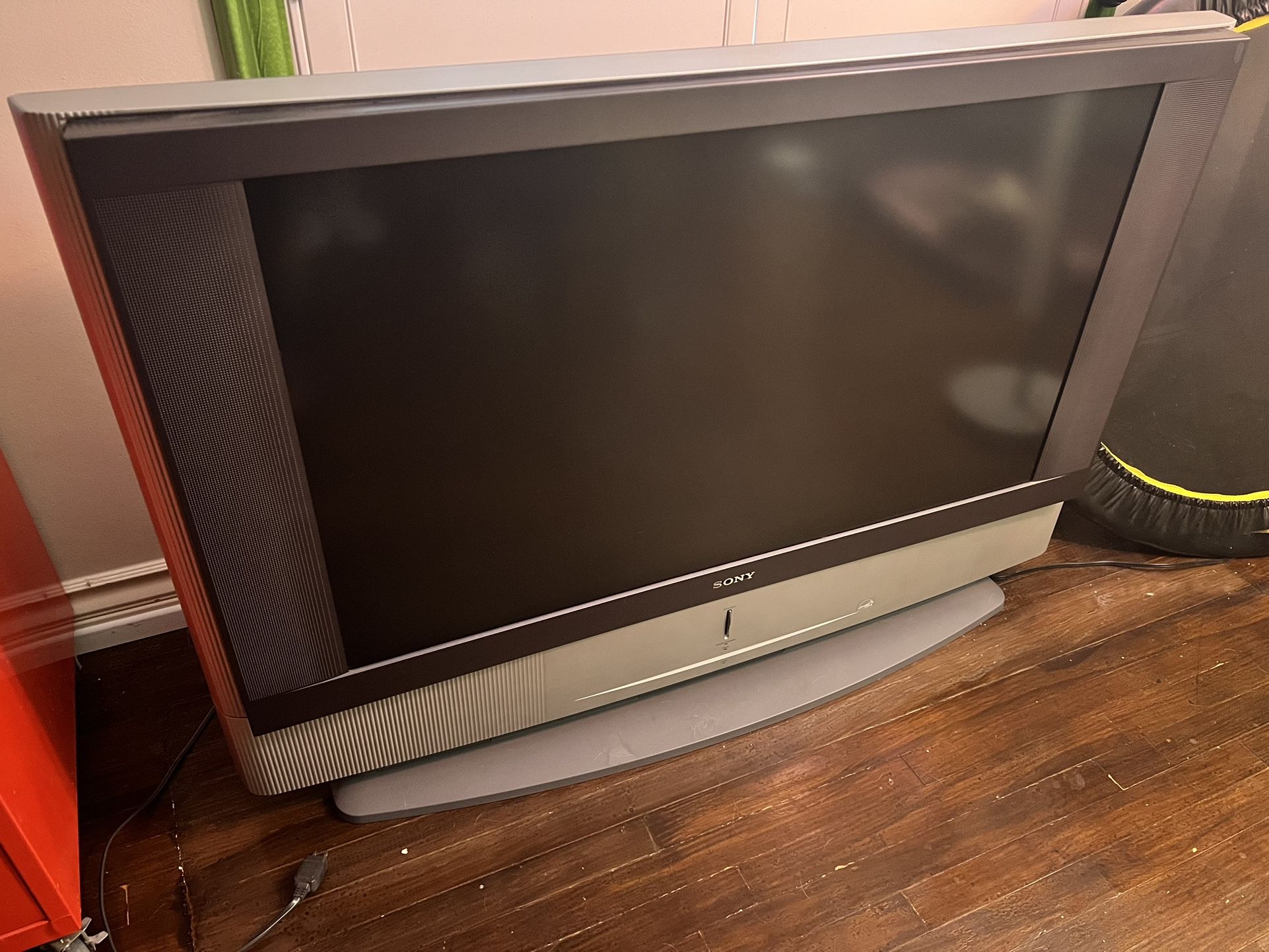 Sony LCD Projection TV KF-42WE610 36" ProjectionTV Manual Retro Gaming No Remote