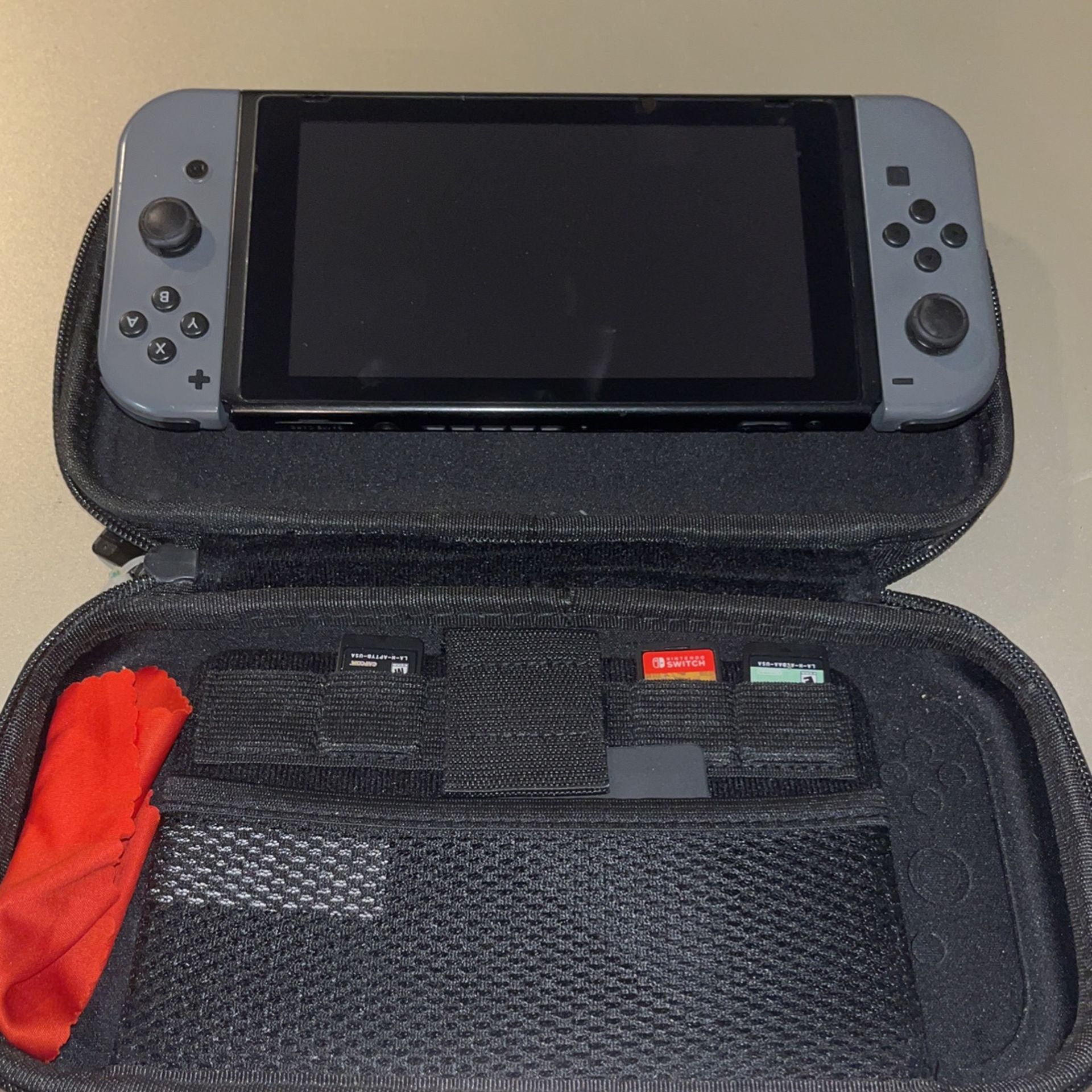 Nintendo Switch 