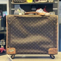 Louis Vuitton Roller Luggage