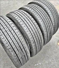 225 65 17 Continental tires Con 80% de Vida
