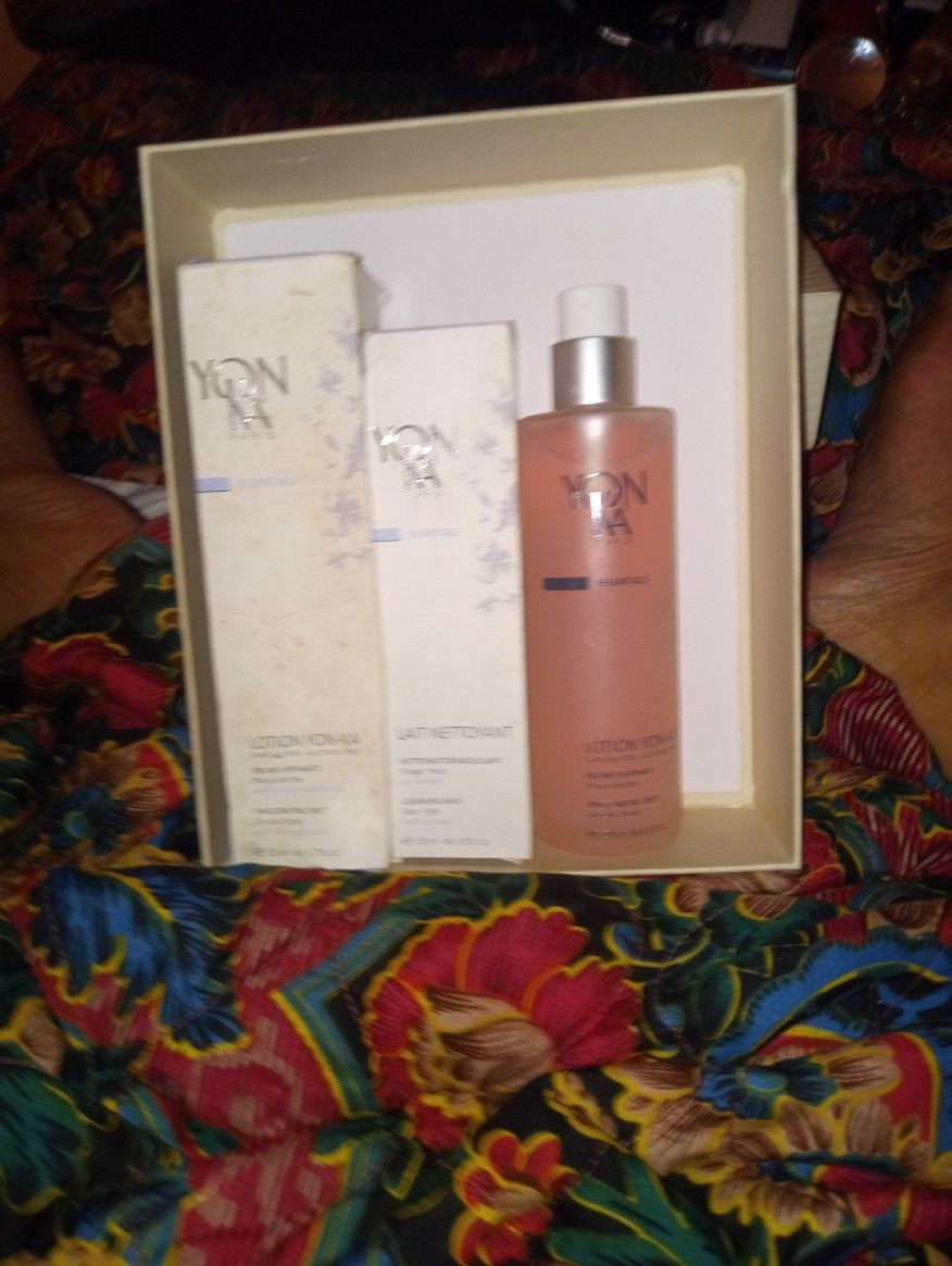 yON KA. NEW NEVER BEEN OPEN