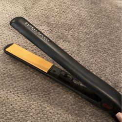 CHI Hair Straightener 