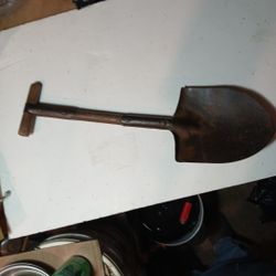 WW1  Trench Shovel 
