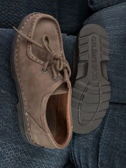 Bass Casual Shoes size 7