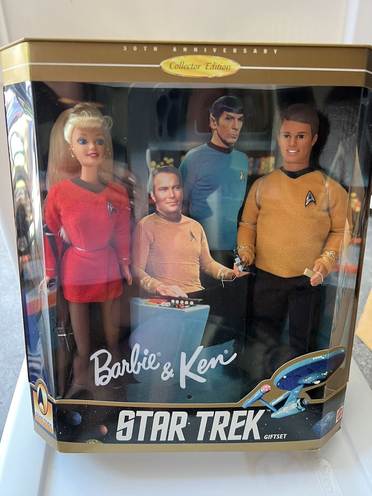 Vintage 1996 Star Trek, Barbie And Ken 30Th Anniversary Gift Set