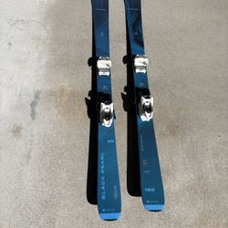 Black Pearl 88 Skis 165 Length With Marker Squire  Bindings