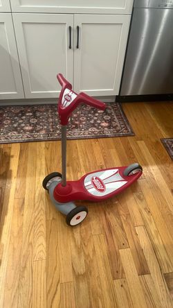 Radio Flyer Scooter