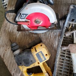 Skill Saw . Table Saw . Ben Saw 