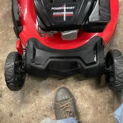 POWER SMART GAS PUSH MOWER