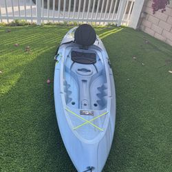 Quest Pasage Kayak like new 