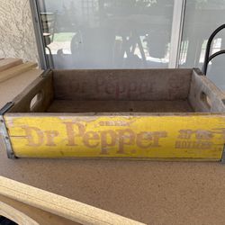 Vintage DR Pepper crate
