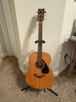 Acoustic guitar ‼️$150‼️