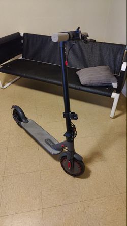 Electric Scooter In Excellent Condition 