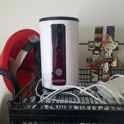 Brand New Dog Camera And Feeder