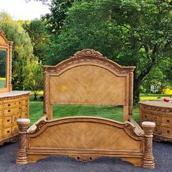 King Size Bedroom Set Excellent Condition Very Heavy And Strong 