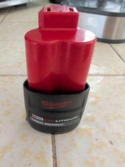 Milwaukee M12 2.5 High Output