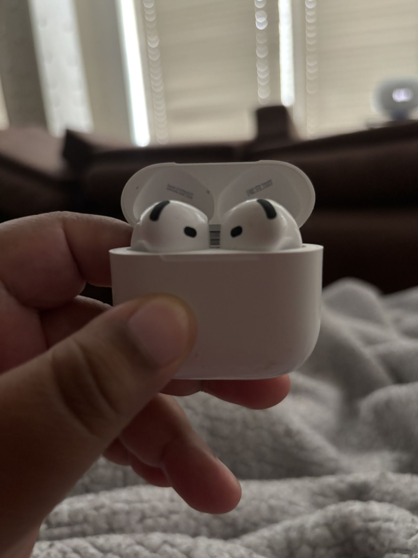 AirPods 4 (ANC)