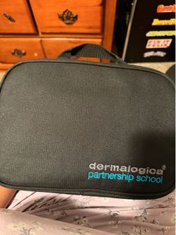 Full Dermalogica partnership school set
